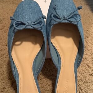 Saks Fifth Avenue Blue Women's Flats with Bow, 22eleve